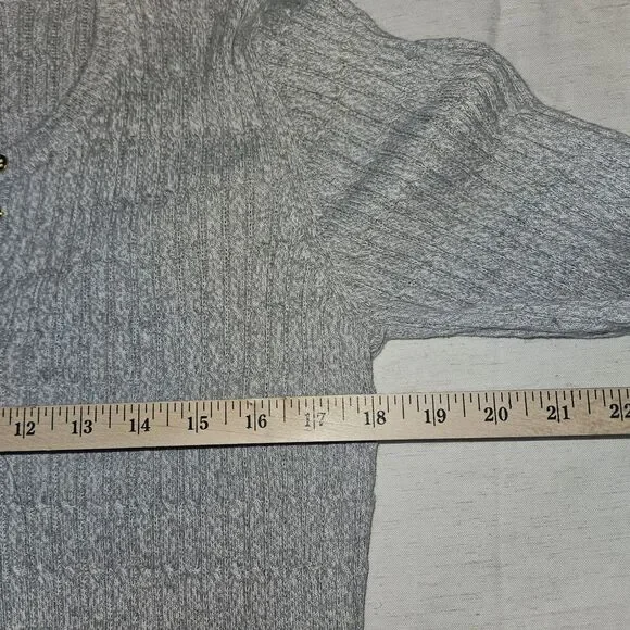S Gray Women's Long Sleeve VNeck Knit Henley Gold Button 3/4 Sleeve Basics Y2k - Picture 4 of 5